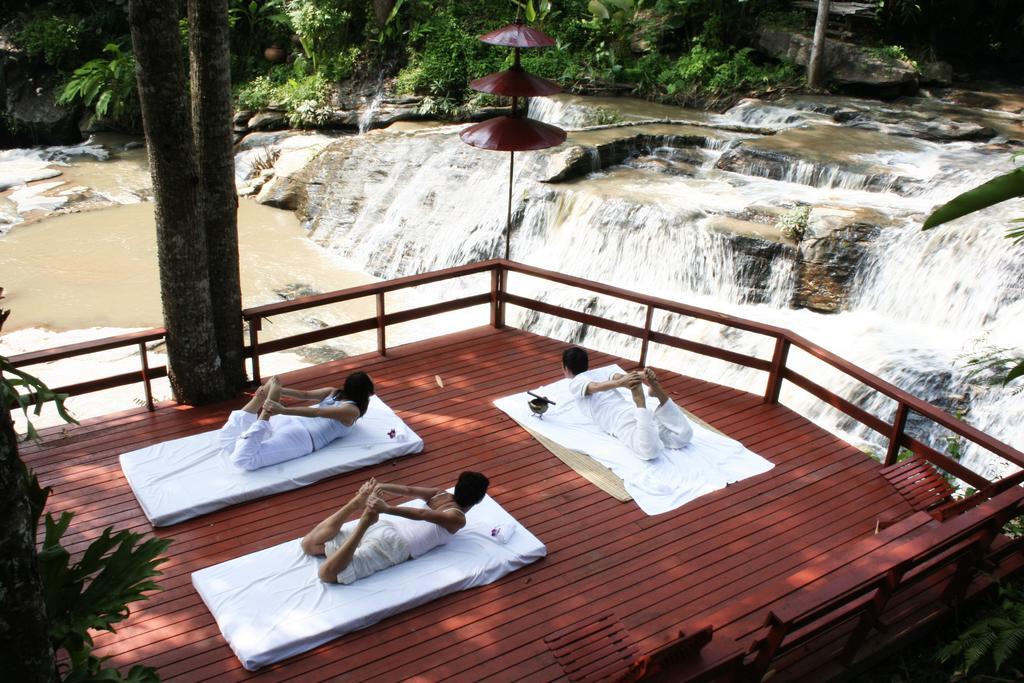 Sukantara Cascade Resort And Spa Mae Rim Exteriör bild